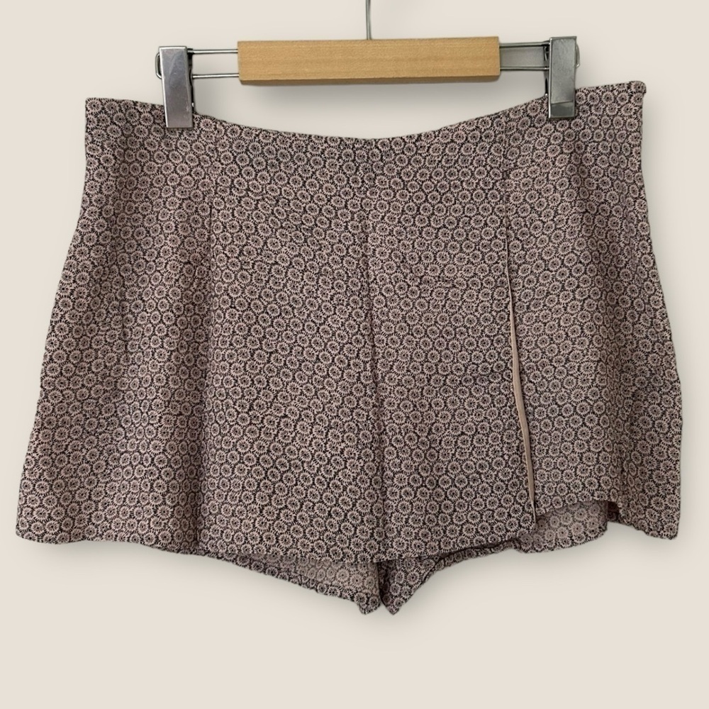 Aritzia Sunday Best Floral Skort